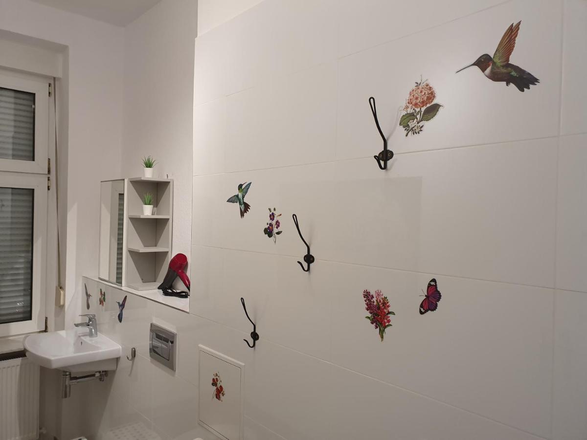 Central Lichtenberger Apartment For 6 People Berlino Esterno foto